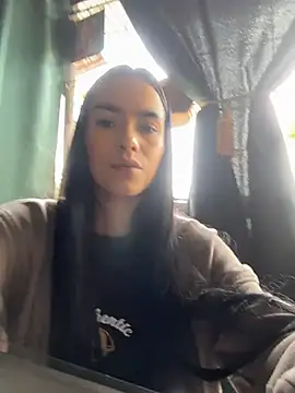 Snapshot of Melissa_Rendon chatting on June 6, 2026, 4:01 pm Melissa Rendon online show from June 6, 2026, 4:01 pm