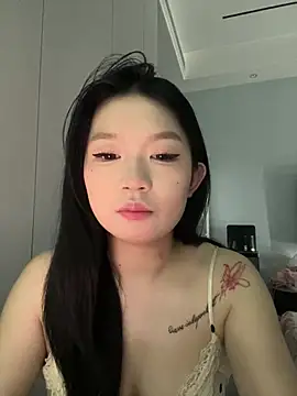 shuyuanli445 online show from May 22, 2026, 5:25 am