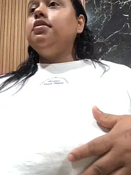 kaia-dark777 online show from July 8, 2026, 2:10 pm