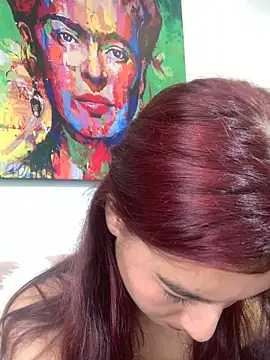 EveRave Pink online show from May 29, 2026, 3:54 pm