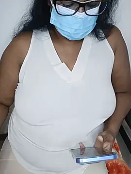Xbees CT online show from July 2, 2026, 4:46 pm