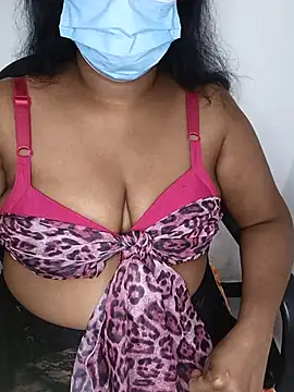 Xbees CT online show from July 3, 2026, 4:52 am