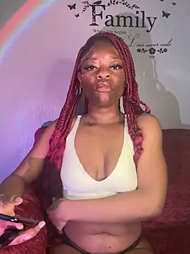 Cleosweetiex online show from May 12, 2026, 7:22 pm