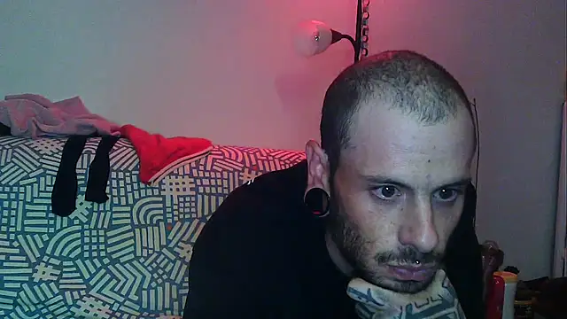 imponenteZeus online show from May 10, 2026, 8:36 pm