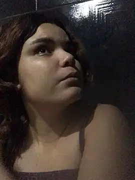 Cliaclara online show from June 21, 2026, 10:23 pm