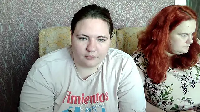 TiffanyLenee online show from May 16, 2026, 9:28 am