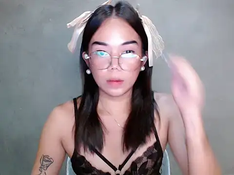 Urbabydollxxx online show from June 9, 2026, 5:46 pm