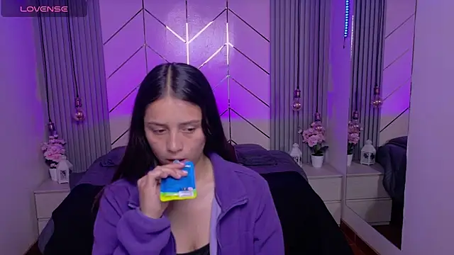 Sofysoul online show from May 23, 2026, 11:42 pm