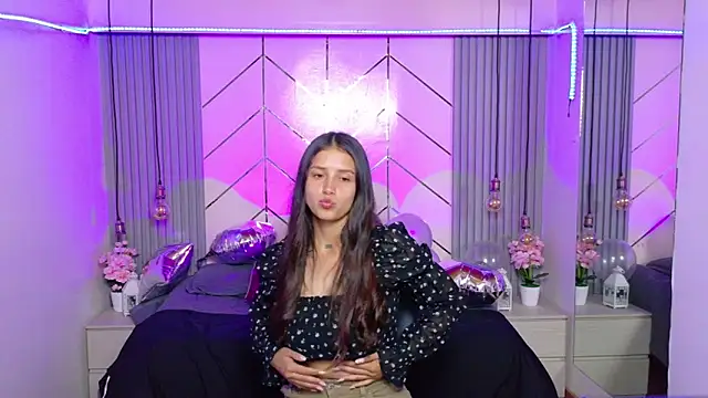 Sofysoul online show from June 3, 2026, 8:36 pm