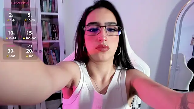 Snapshot of AgathaBlair chatting on June 21, 2026, 12:08 pm AgathaBlair online show from June 21, 2026, 12:08 pm