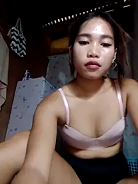 hottie zaira online show from June 14, 2026, 3:41 am