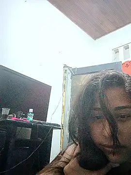 Ladys hott online show from May 22, 2026, 2:40 am