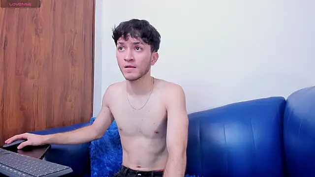 kavencastro online show from May 19, 2026, 1:56 am