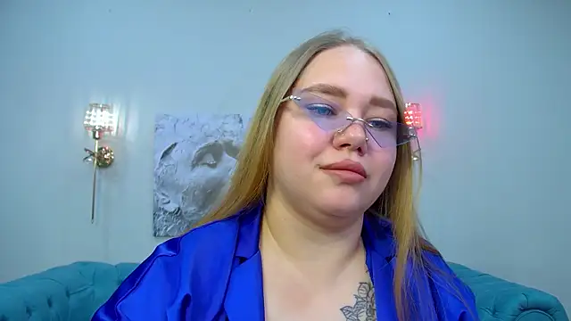 DianaKristol online show from June 26, 2026, 6:12 pm
