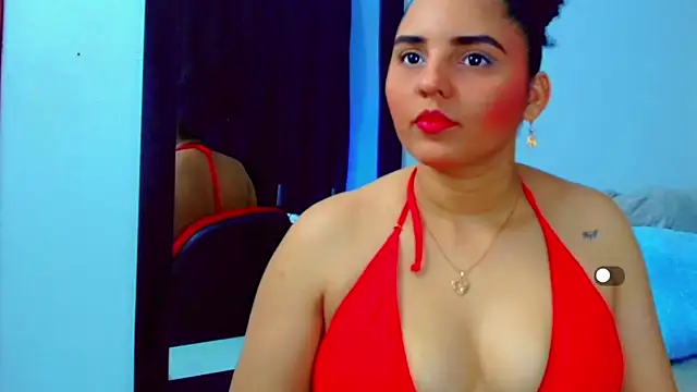 Snapshot of Sol__Latina chatting on June 7, 2026, 2:59 am Sol Latina online show from June 7, 2026, 2:59 am