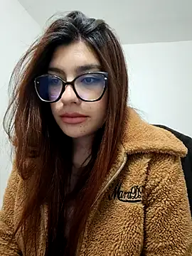 cutetemari online show from July 14, 2026, 12:02 am