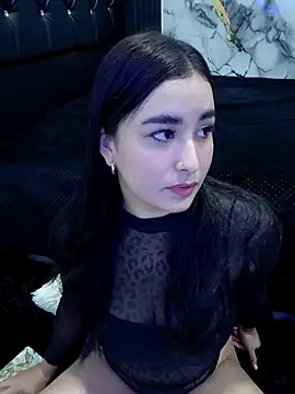 MiaReinig09 online show from May 20, 2026, 6:03 pm