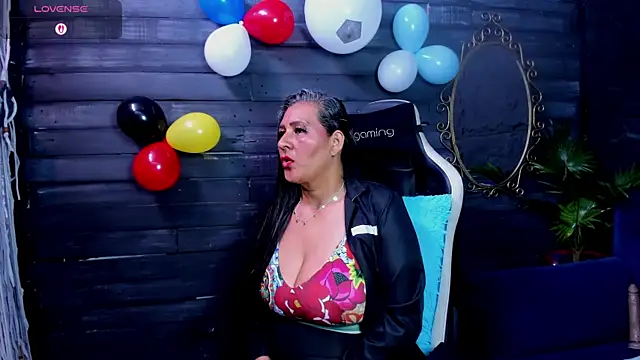 Snapshot of Victoria_kyler chatting on July 2, 2026, 3:29 pm Victoria kyler online show from July 2, 2026, 3:29 pm