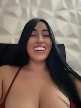 Snapshot of areviklusine1 chatting on July 5, 2026, 6:26 pm areviklusine1 online show from July 5, 2026, 6:26 pm