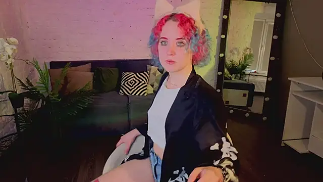 ScarlettSparkss online show from May 17, 2026, 5:27 am
