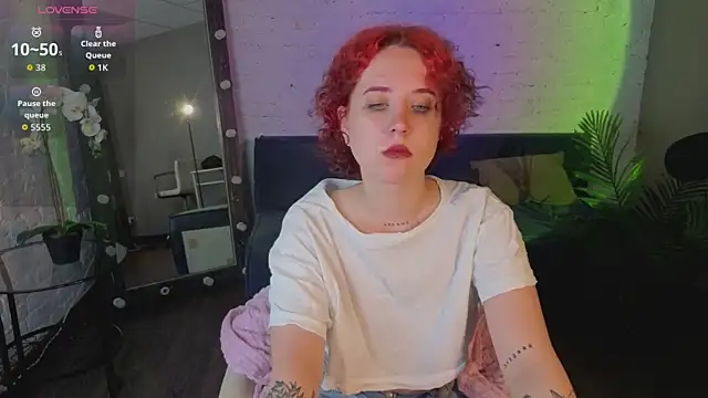 ScarlettSparkss online show from June 10, 2026, 5:39 am