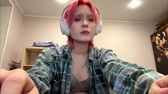 CuteLilit online show from June 20, 2026, 9:28 pm