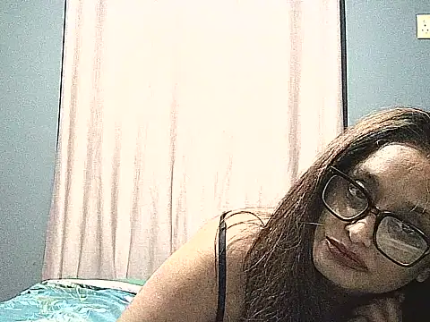 Snapshot of BlackDareDevil chatting on June 6, 2026, 6:34 pm BlackDareDevil online show from June 6, 2026, 6:34 pm