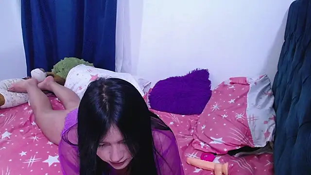 Snapshot of amara_18 chatting on May 31, 2026, 4:42 am amara 18 online show from May 31, 2026, 4:42 am