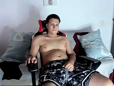 alexerdiego online show from June 15, 2026, 11:56 am