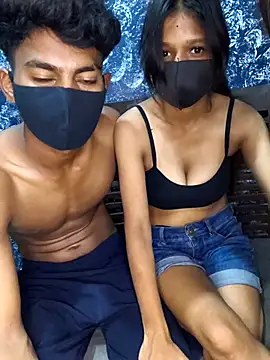 Swt Couple online show from May 16, 2026, 6:28 pm