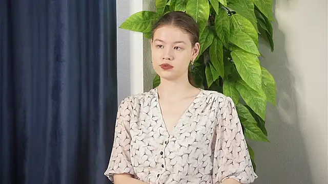 AlberthaVezza online show from May 25, 2026, 4:18 am
