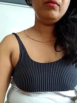 Snapshot of Radhika_rekha_kannada chatting on May 29, 2026, 10:35 am Radhika rekha kannada online show from May 29, 2026, 10:35 am
