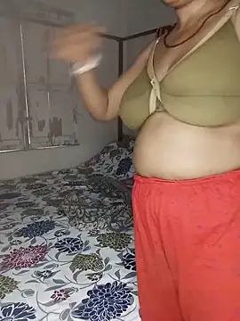 Misti priya 69 online show from May 19, 2026, 10:54 am