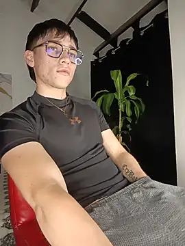 Salvatore angelo online show from May 16, 2026, 3:47 am