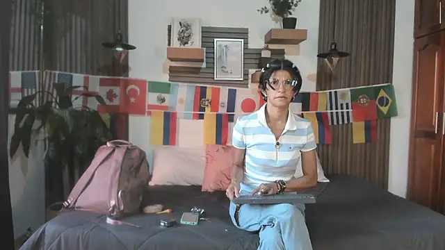 Evaa campbell online show from July 6, 2026, 12:02 pm
