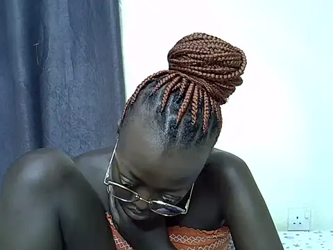 Hot tashaa online show from June 11, 2026, 3:15 am