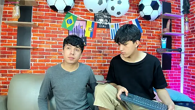 Hoot boyss  online show from June 17, 2026, 8:10 pm