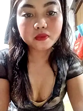 Snapshot of lie_louron chatting on May 16, 2026, 3:33 pm lie louron online show from May 16, 2026, 3:33 pm