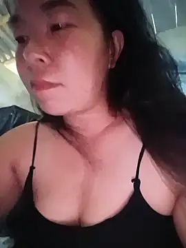 Snapshot of Baby_hott chatting on June 19, 2026, 7:34 am Baby hott online show from June 19, 2026, 7:34 am