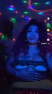 Snapshot of NailGoddessnow chatting on January 27, 2025, 2:31 am NailGoddessnow online show from January 27, 2025, 2:31 am