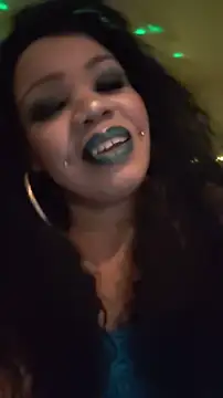 Snapshot of NailGoddessnow chatting on March 16, 2025, 6:31 am NailGoddessnow online show from March 16, 2025, 6:31 am