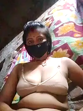 Rachnaaapkijaan78 online show from May 19, 2026, 4:57 pm