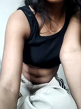 Hot Rozy online show from May 29, 2026, 4:10 am