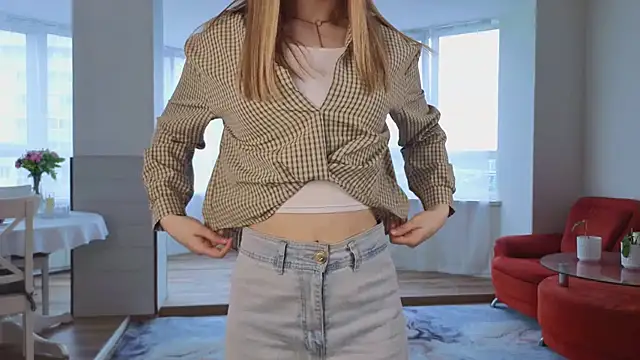 Snapshot of DanikaGudinas chatting on June 9, 2026, 5:19 am DanikaGudinas online show from June 9, 2026, 5:19 am