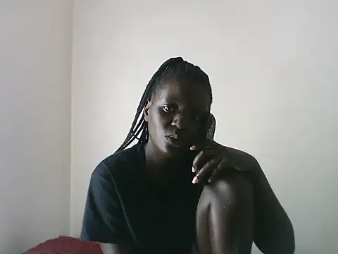 Snapshot of LatishLava chatting on June 20, 2026, 4:21 pm LatishLava online show from June 20, 2026, 4:21 pm