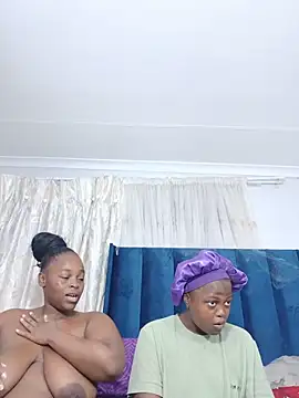 NaturalCurves7 online show from June 11, 2026, 8:07 pm