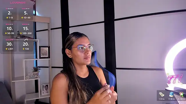 SophieWatson  online show from July 6, 2026, 12:02 pm