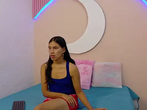 SamanthaLaurent online show from July 8, 2026, 7:07 pm