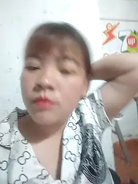 Loleml01 online show from May 21, 2026, 3:35 am