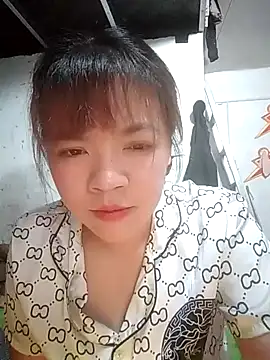 Loleml01 online show from June 3, 2026, 5:21 am